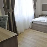 Konuk Hotel *