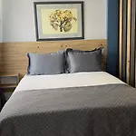 Konuk Hotel