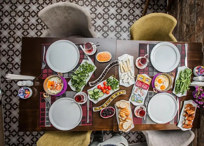 Konuk Ξενοδοχείο *