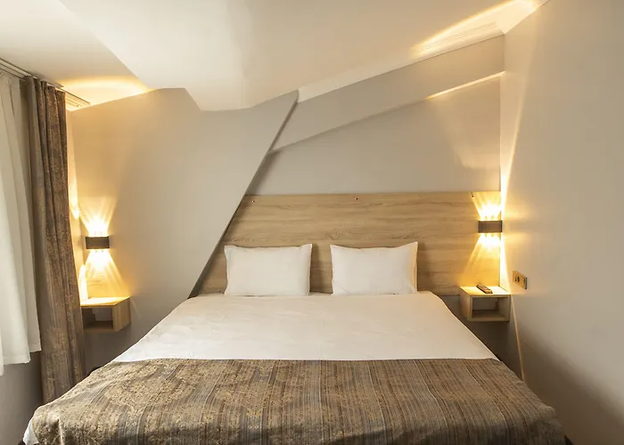 Konuk Εσκίσεχιρ